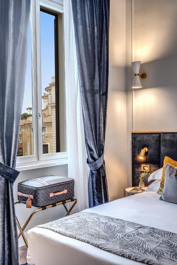Tree Charme Augusto Luxury Suites Rome Extérieur photo