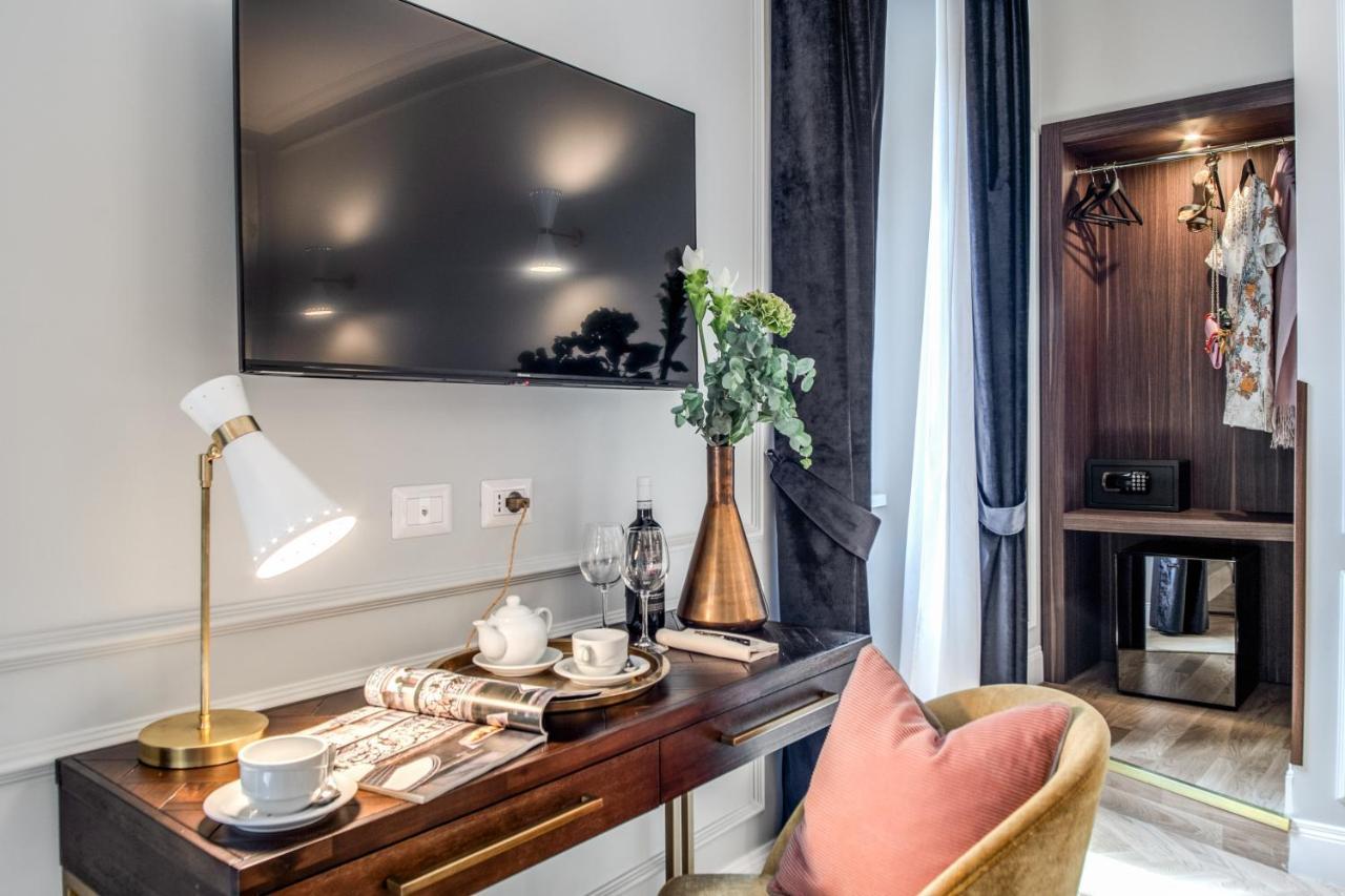 Tree Charme Augusto Luxury Suites Rome Extérieur photo