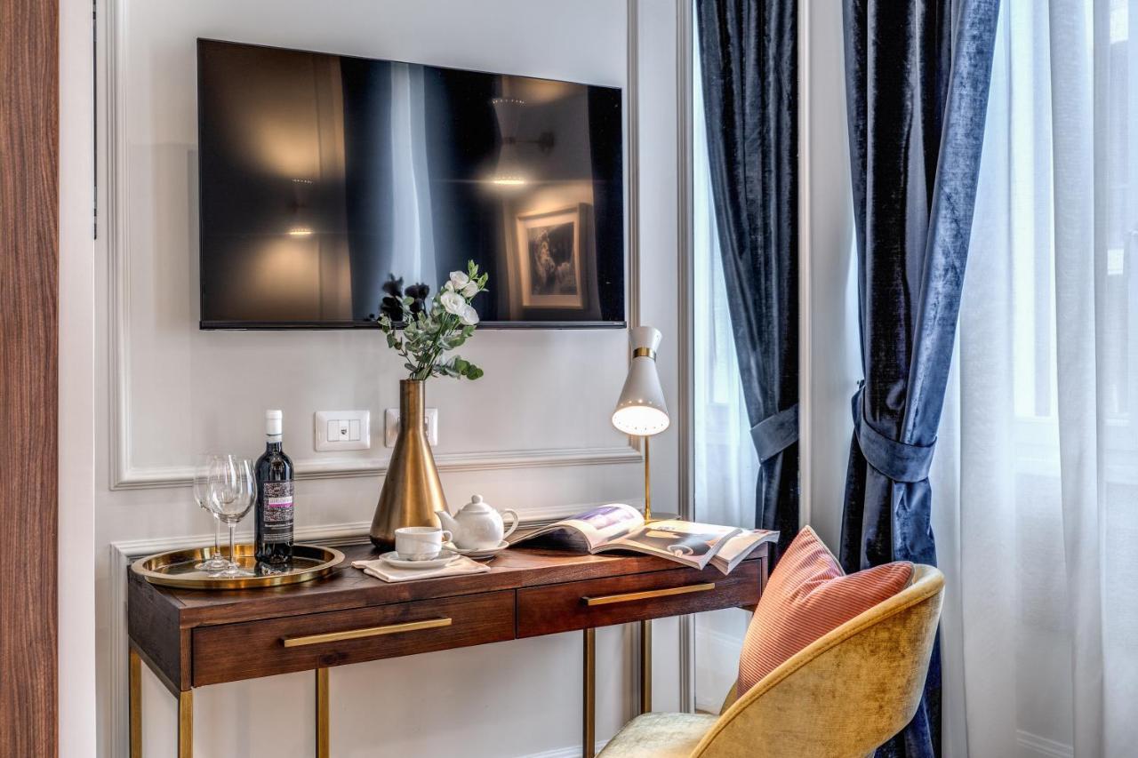 Tree Charme Augusto Luxury Suites Rome Extérieur photo